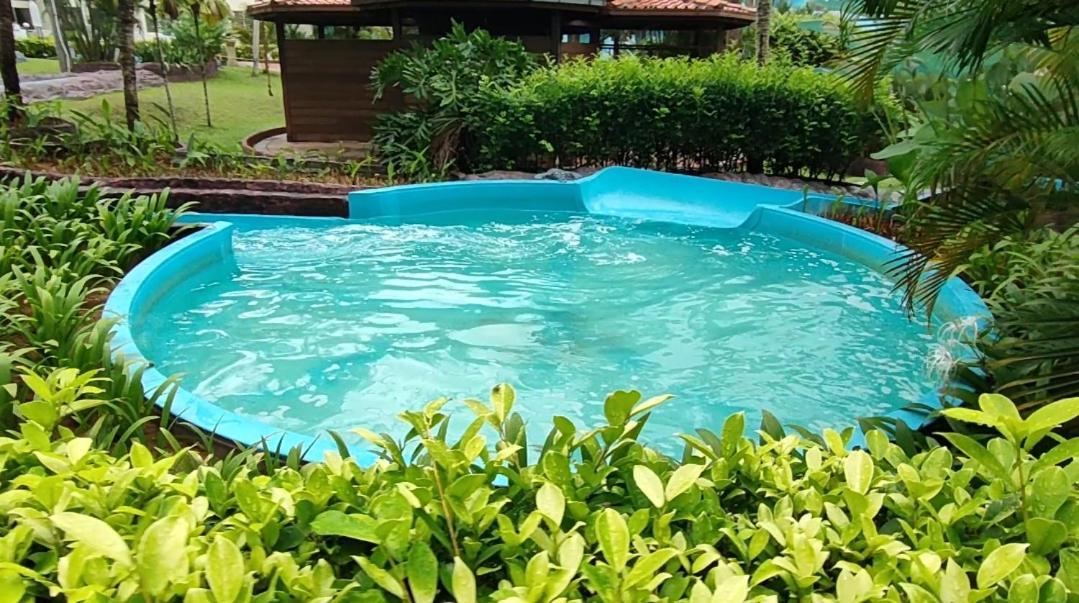 Hotel Lotus Desaru G510 By Jss Bandar Penawar Esterno foto