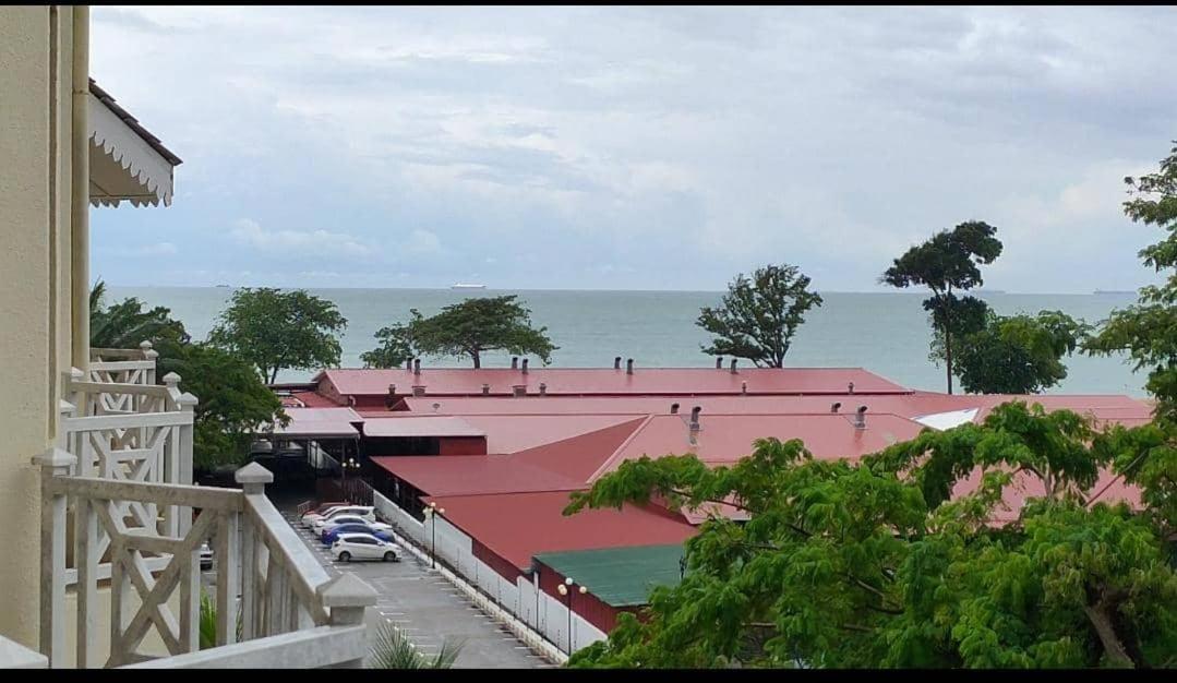 Hotel Lotus Desaru G510 By Jss Bandar Penawar Esterno foto